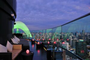 Red Sky Rooftop And Bar